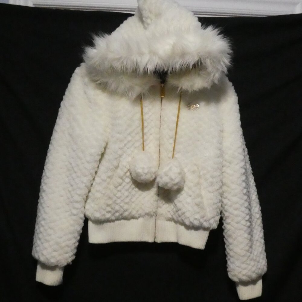 ECKO UNLTD RED | White Quilted Faux Fur Jacket with Pom Pom Hood Drawstring